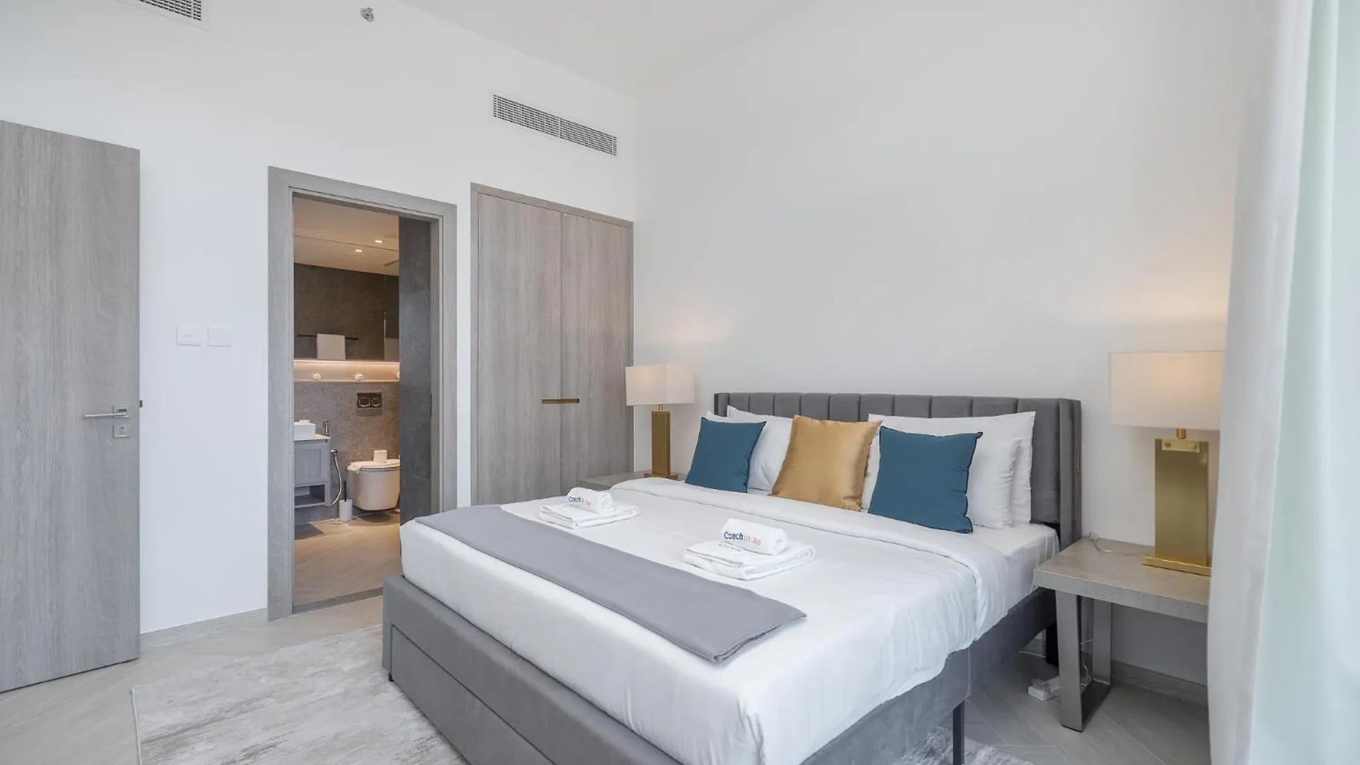 Luxury Stay Jvc Modern 1Bhk Pool & Gym Access Dubai Apartment